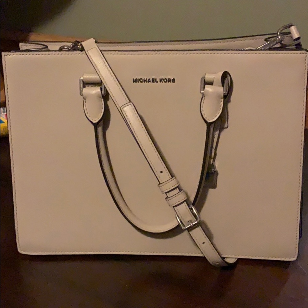Pebble Grey Michael Kors handbag
